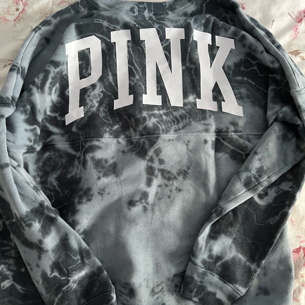 Pink sweatshirt